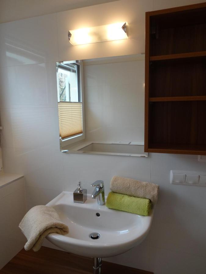 "Nature Erleben" Appartement & Komfortzimmer เวลเดน อัม เวิร์ทเทอร์ซี ภายนอก รูปภาพ
