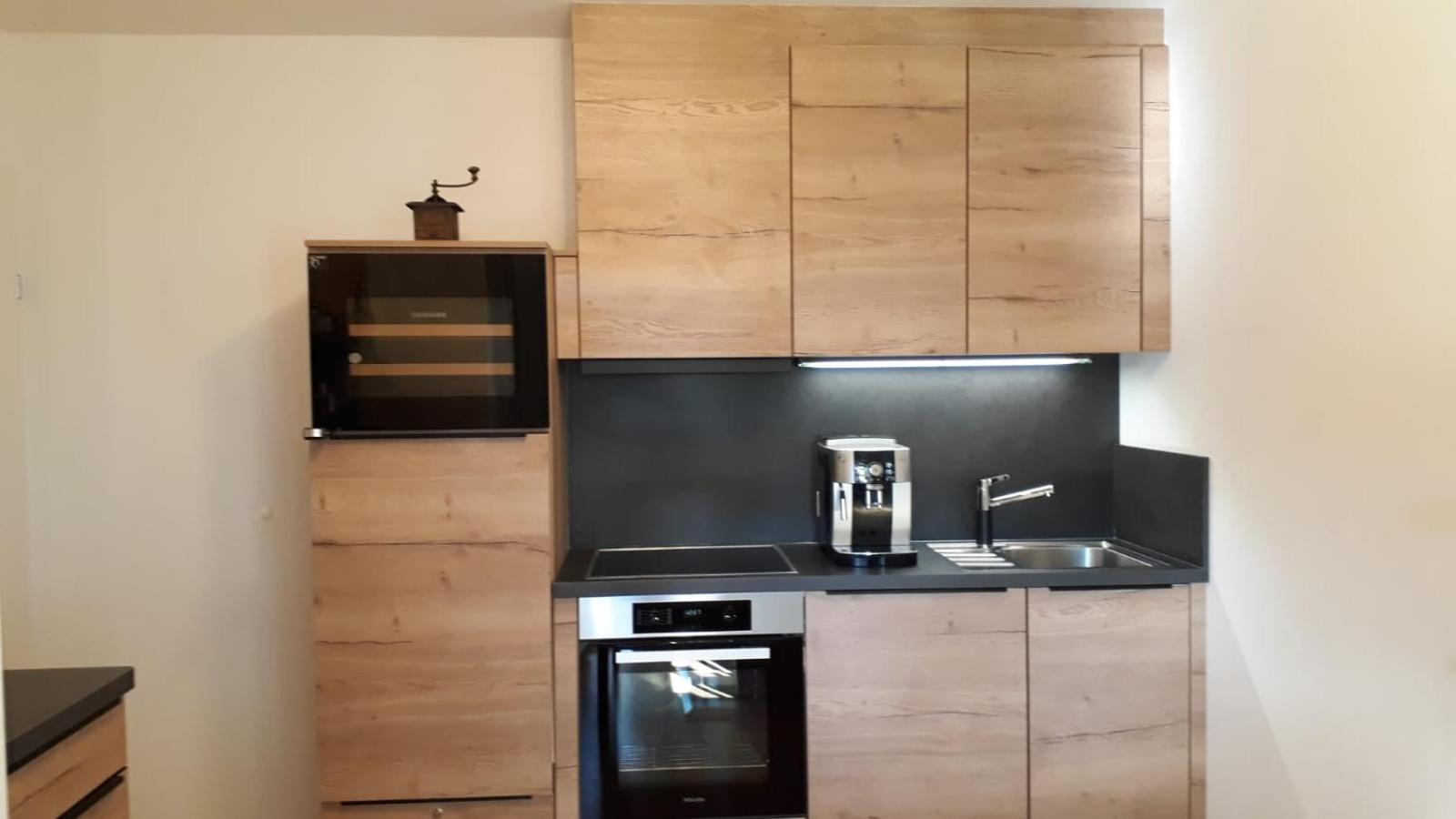 "Nature Erleben" Appartement & Komfortzimmer เวลเดน อัม เวิร์ทเทอร์ซี ภายนอก รูปภาพ
