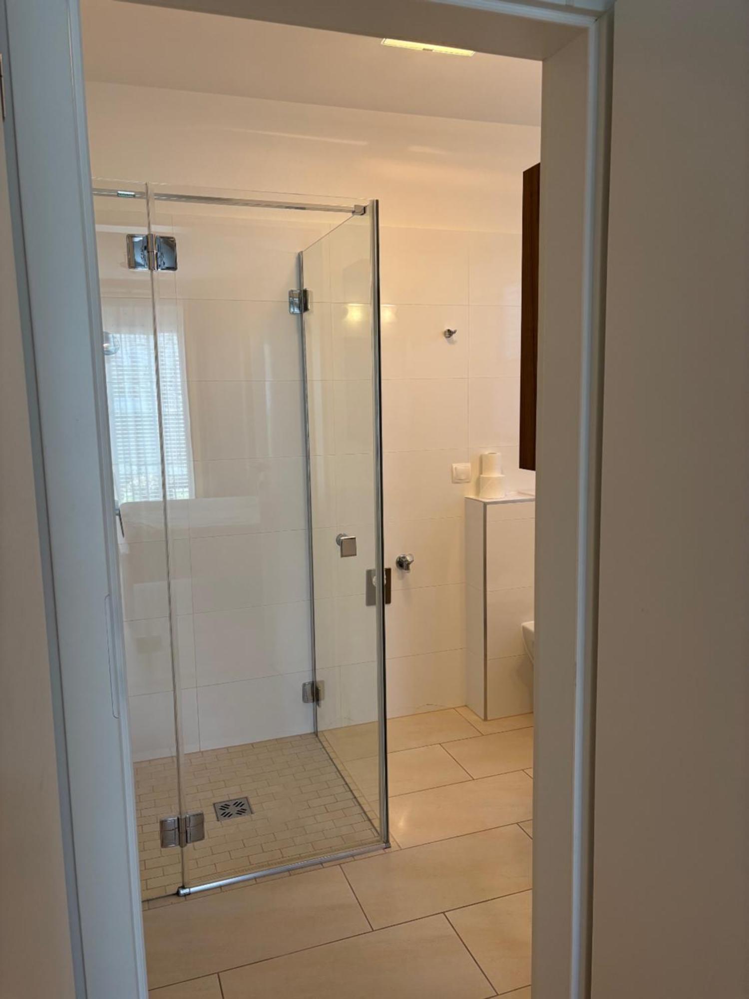 "Nature Erleben" Appartement & Komfortzimmer เวลเดน อัม เวิร์ทเทอร์ซี ภายนอก รูปภาพ